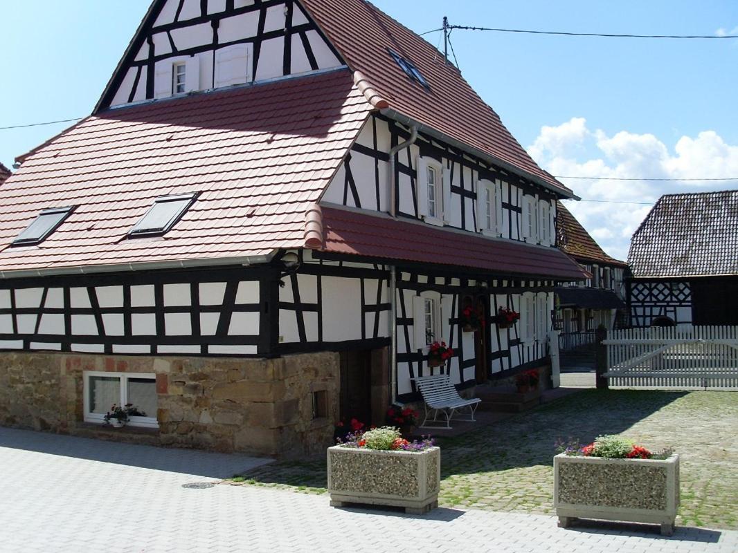 Gites Et Chambres D'Hotes Maison Ungerer Hunspach Exterior photo